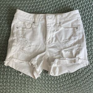 White American Eagle Super Stretch Shorts